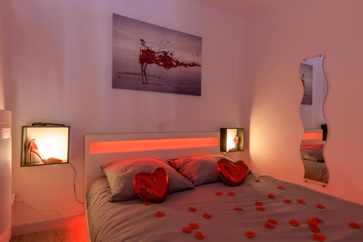 Love Room - Suite Romantique Avec Spa Privatif Le Puy-en-Velay Exterior foto