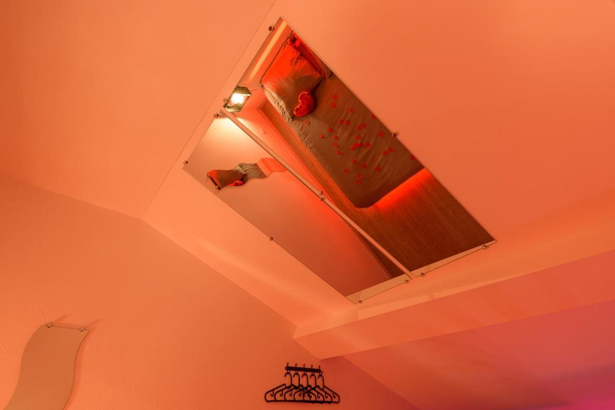 Love Room - Suite Romantique Avec Spa Privatif Le Puy-en-Velay Exterior foto